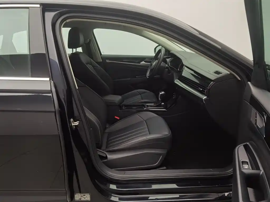 Volkswagen Passat — миниатюра 23