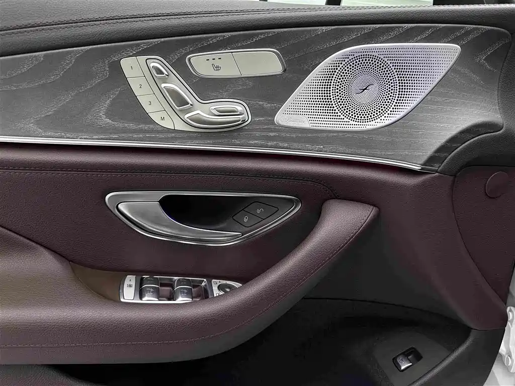 Mercedes-Benz CLS — миниатюра 24
