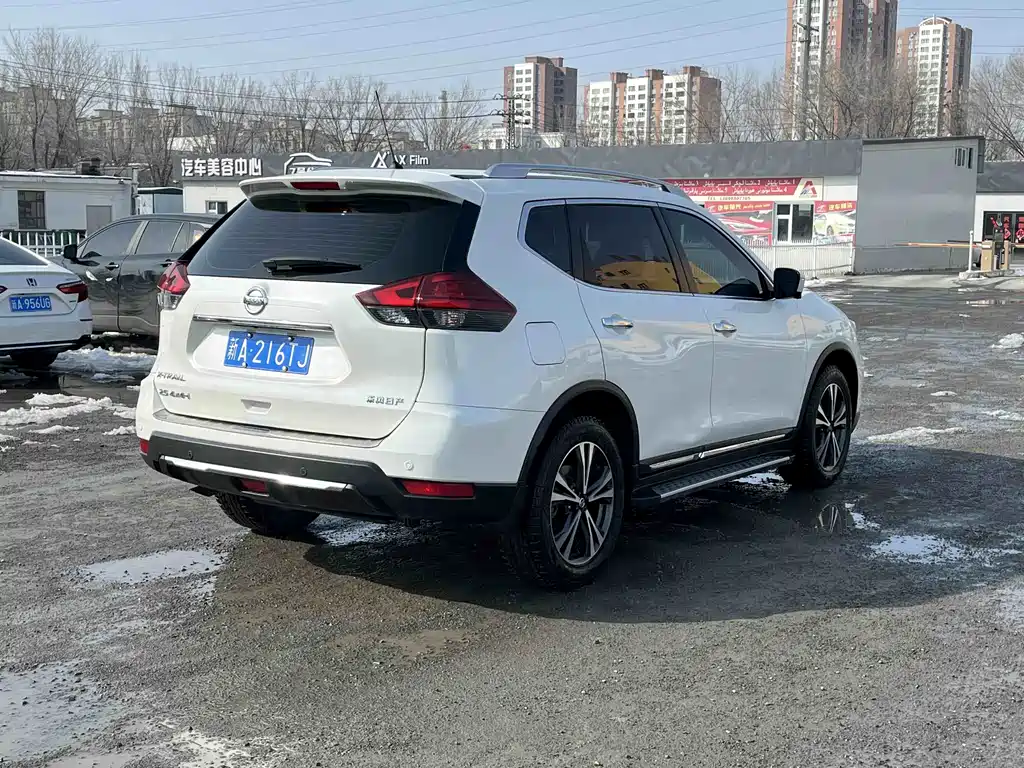 NISSAN QIJUN