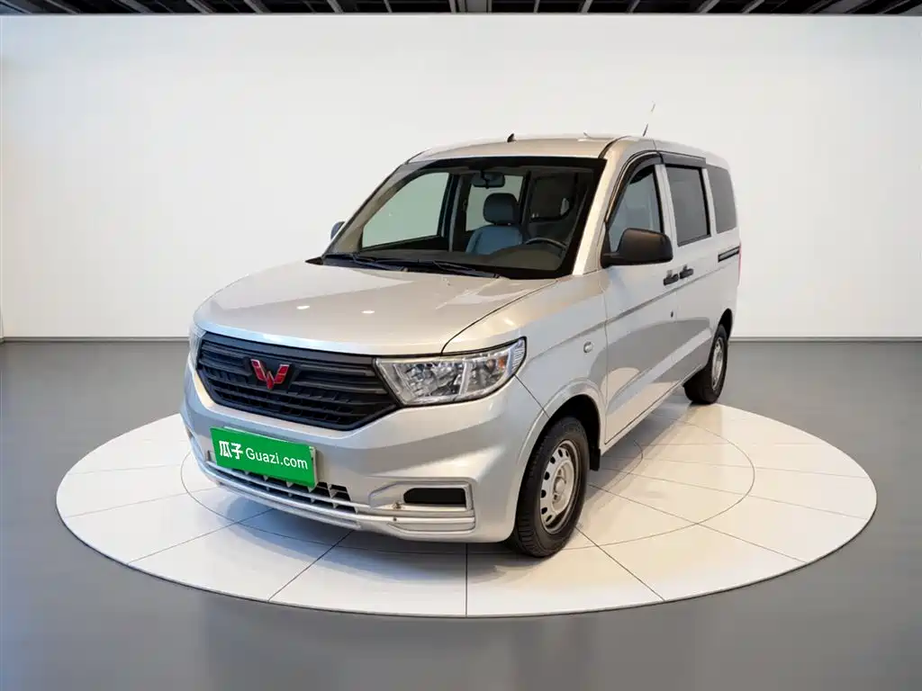 Wuling Hongguang V 2024