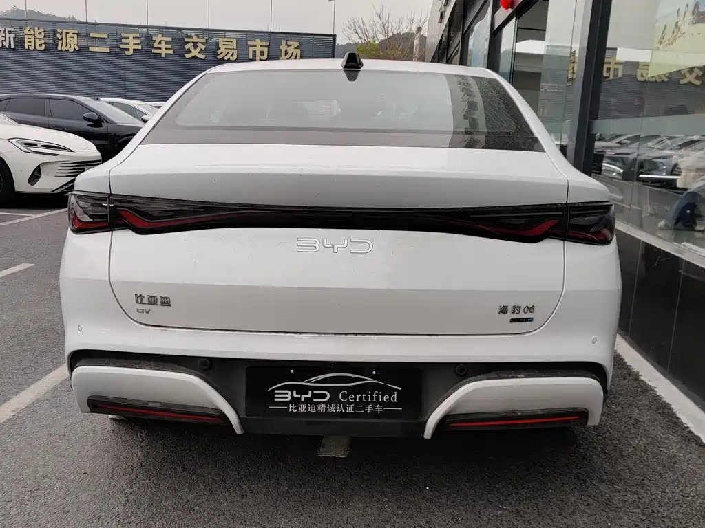 BYD SEAL 06 NEW ENERGY