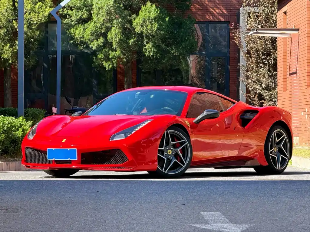 Ferrari 488 — миниатюра 3