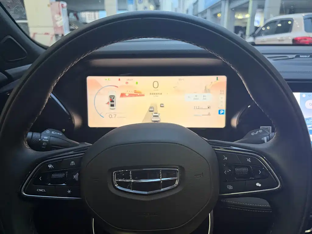 Geely Xingyue L — миниатюра 10