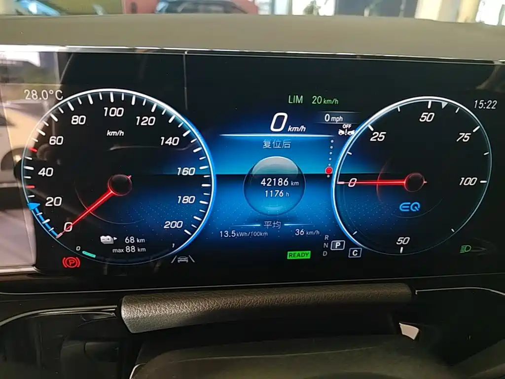 Mercedes-Benz EQA — миниатюра 17