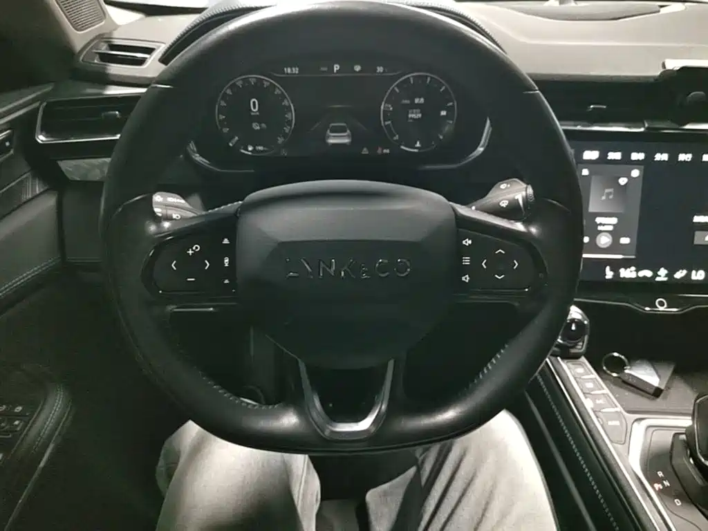 Lynk & Co 05 — миниатюра 11