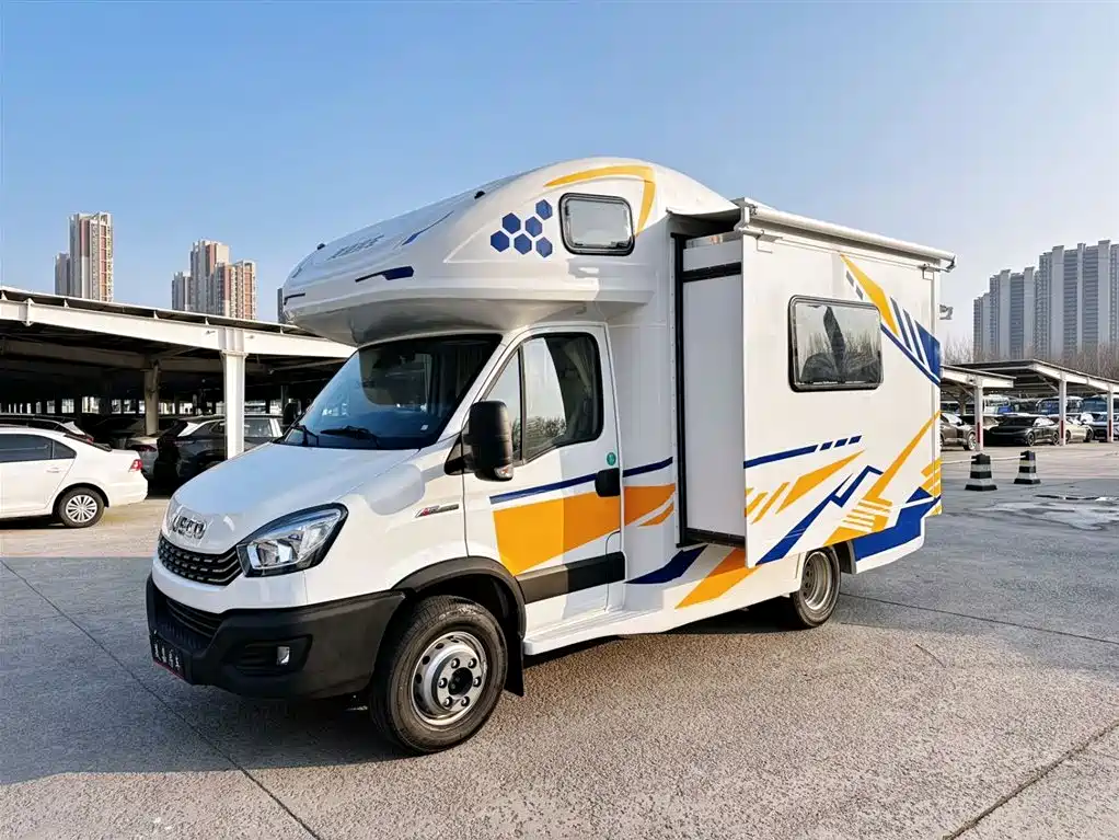 Iveco Ousheng 2025