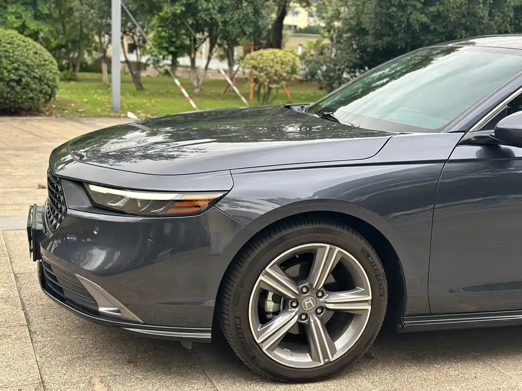 Honda Accord — миниатюра 10