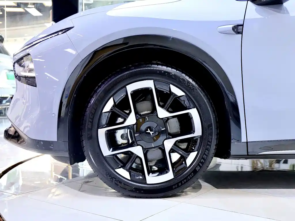XPeng G7 — миниатюра 7