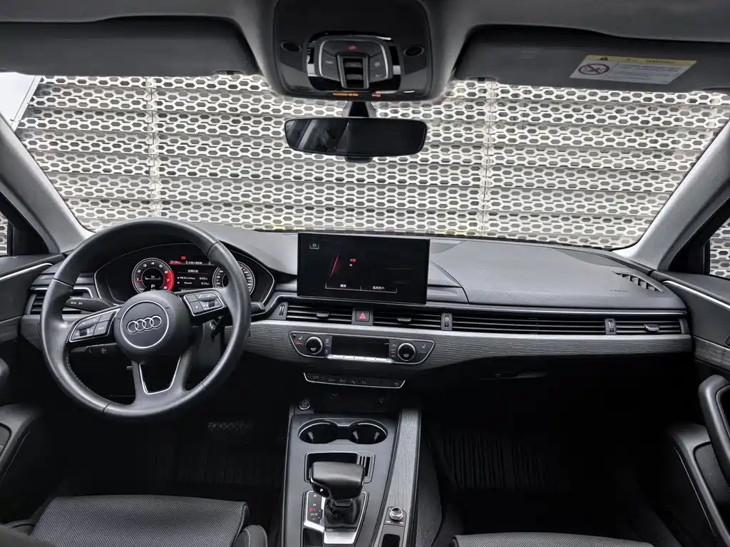 Audi A4L 2020 40 TFSI Luxury