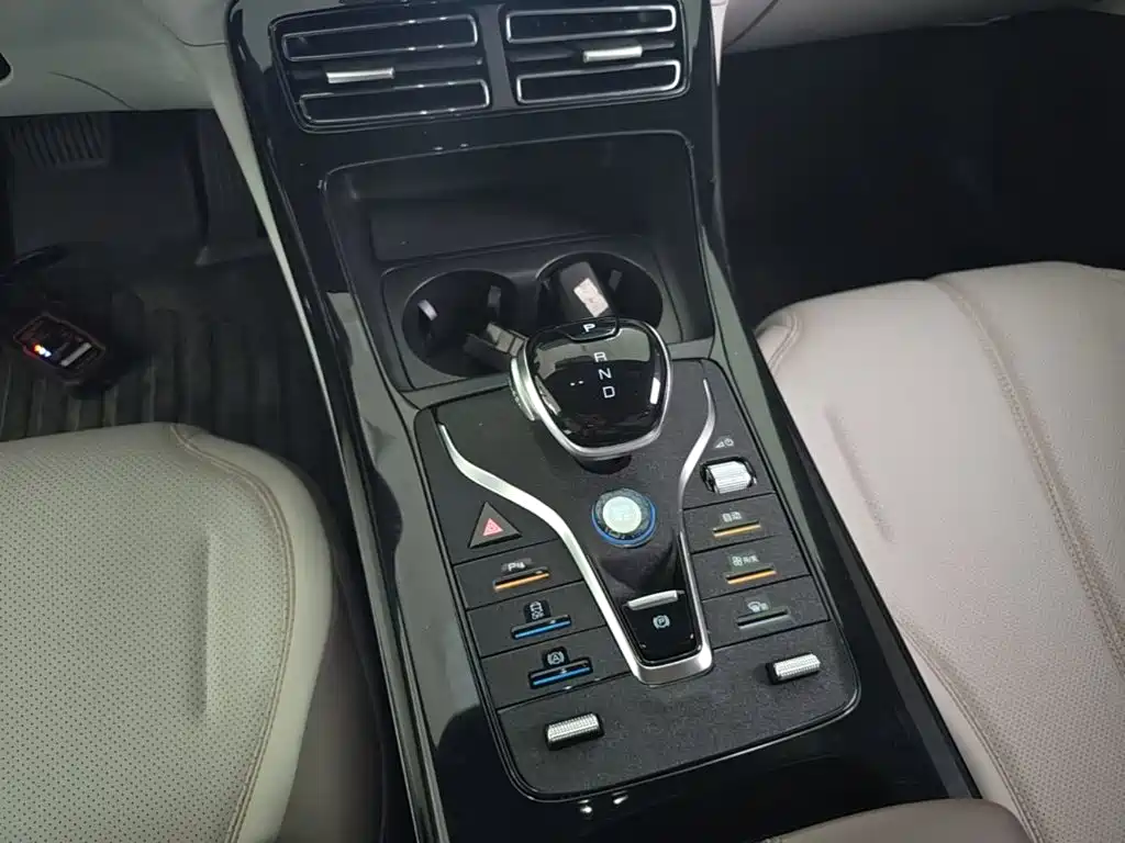 BYD Qin PLUS — миниатюра 14