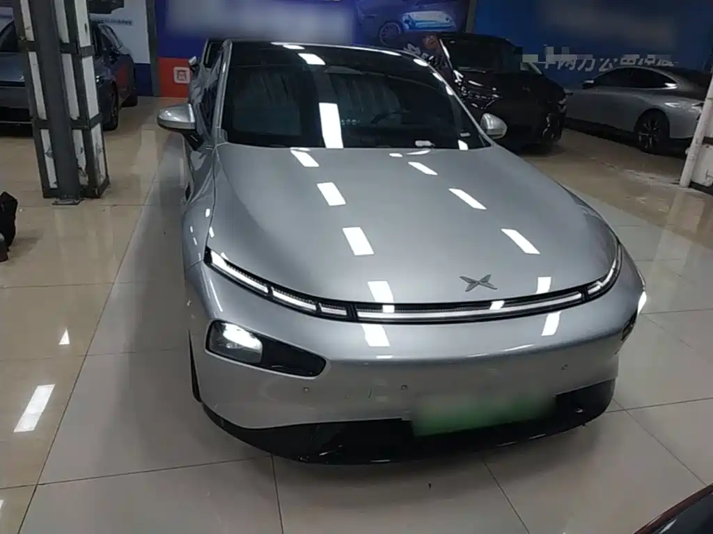 XPeng P7 — миниатюра 3