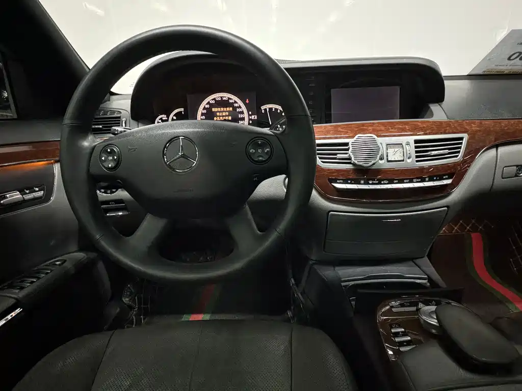 Mercedes-Benz S-Class — миниатюра 4