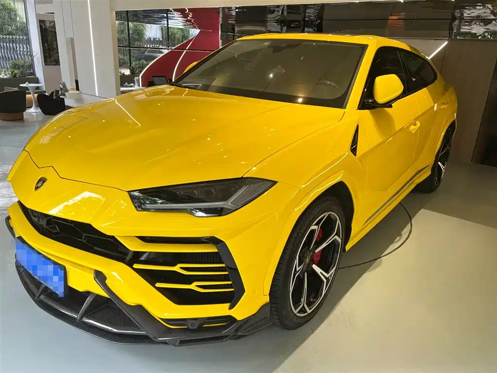 Купить Lamborghini Urus