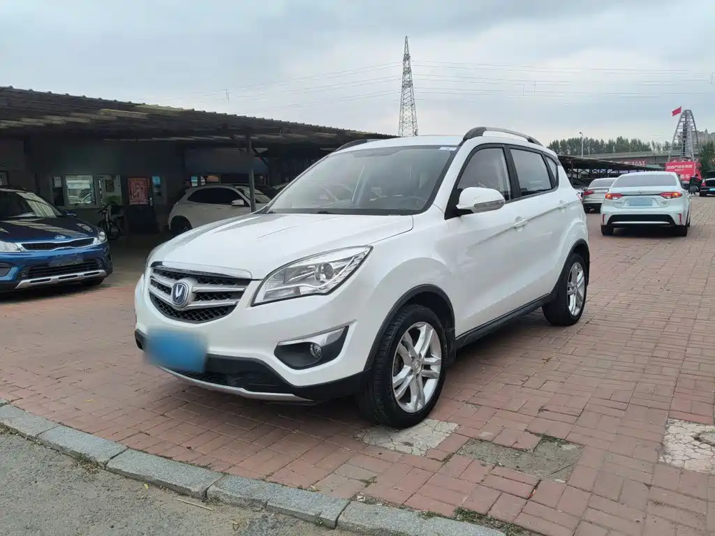 Changan CS35 — миниатюра 2