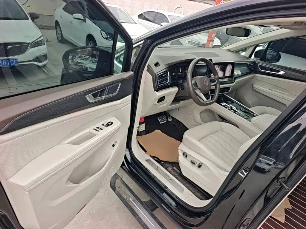 Volkswagen Viloran — миниатюра 16