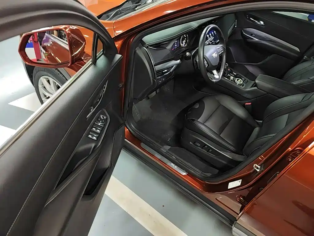 Cadillac XT4 — миниатюра 16