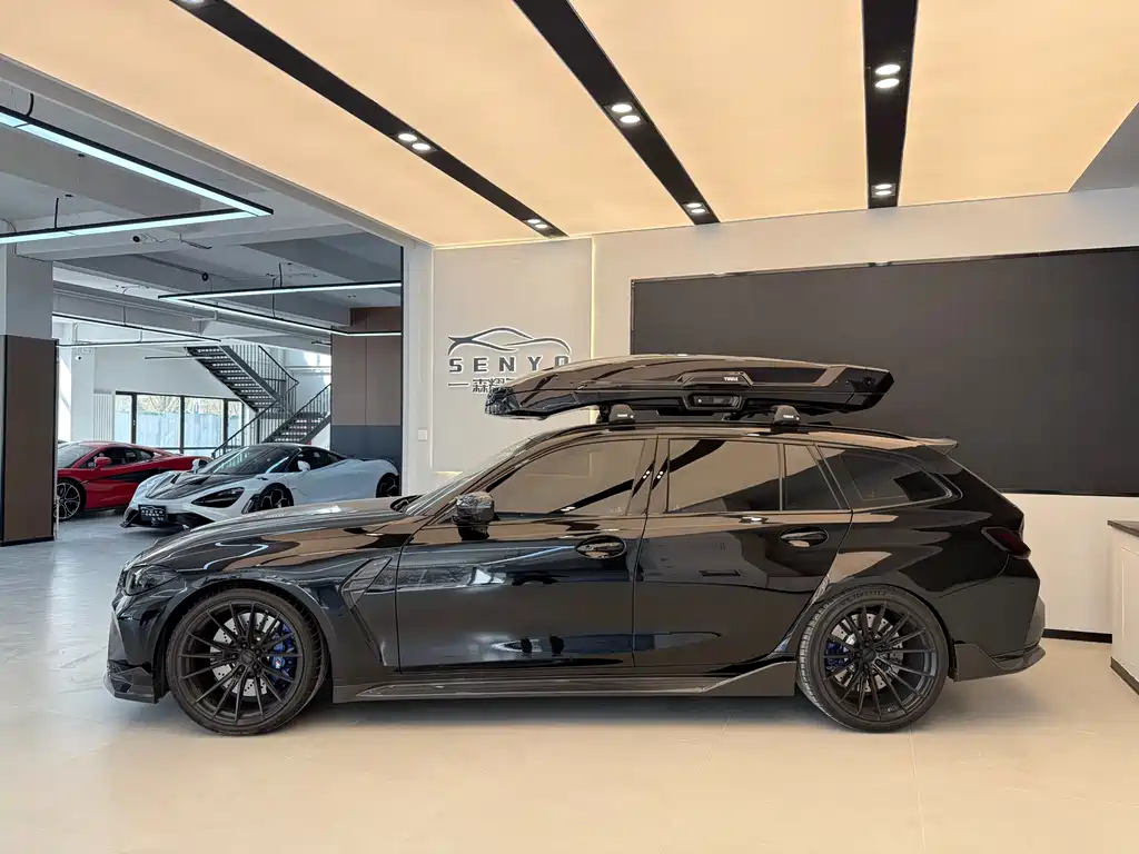 BMW M3 2024 3.0T