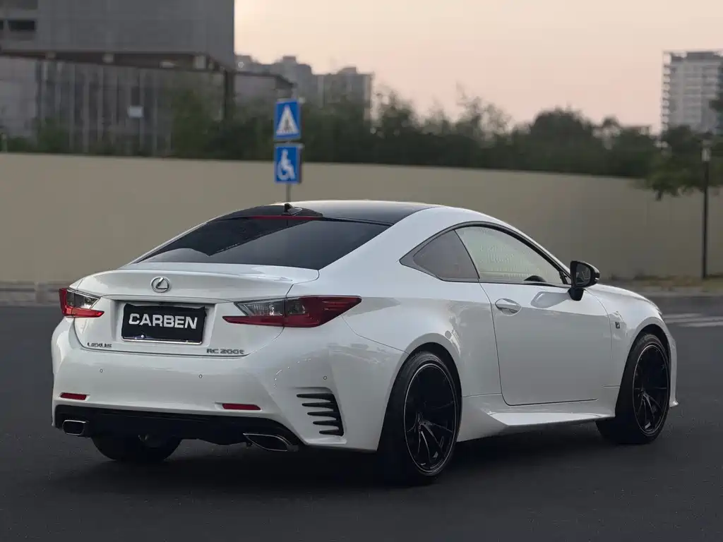 Lexus RC — миниатюра 5