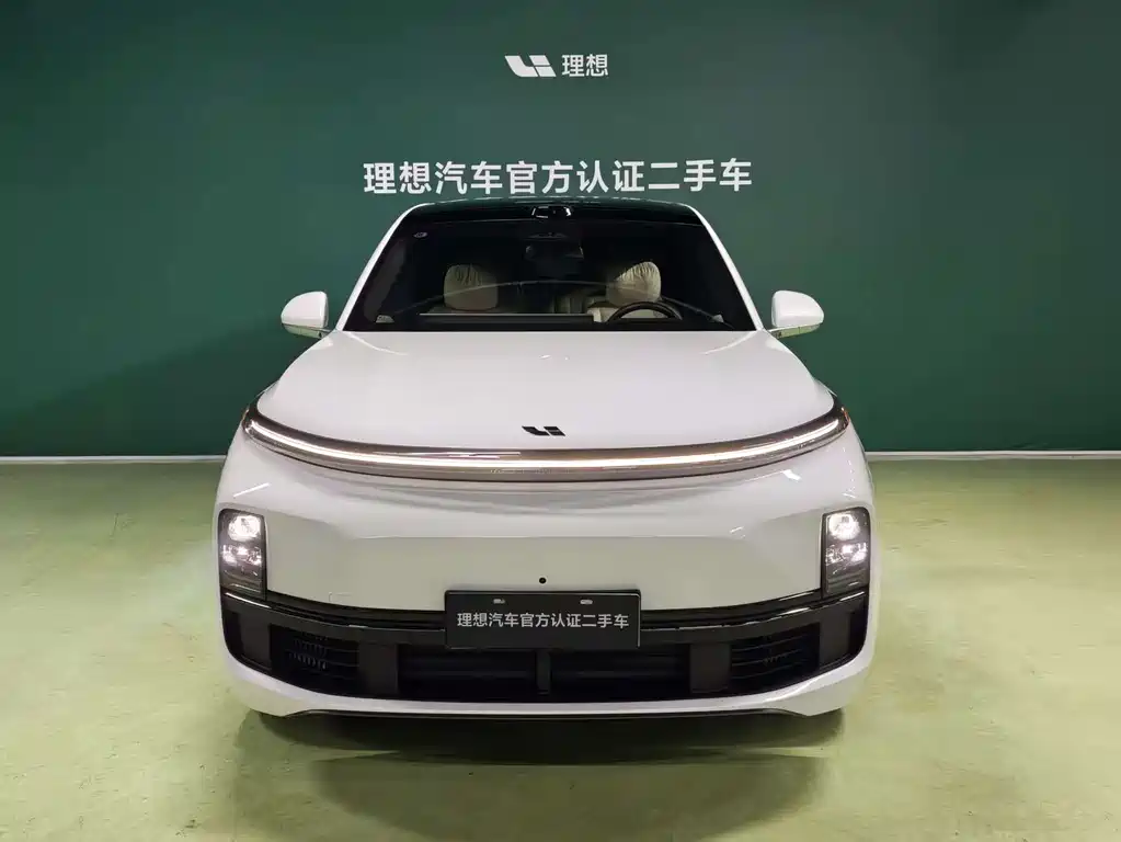 Li Auto IDEAL L8