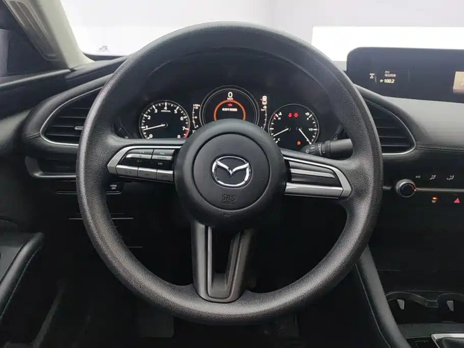 Mazda 3 Axela — миниатюра 15