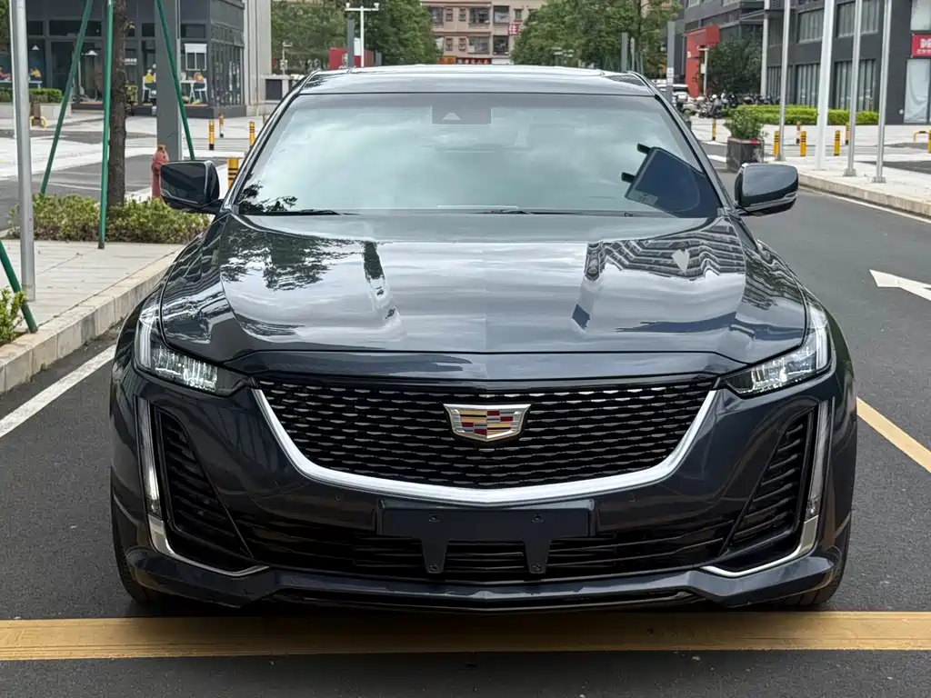 Cadillac CT5 — миниатюра 2