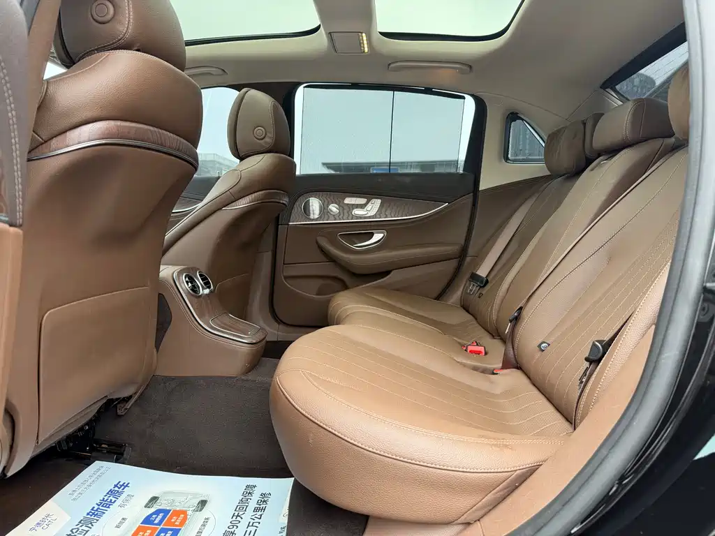 MERCEDES-BENZ E CLASS