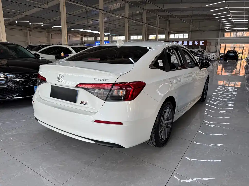 Honda Civic — миниатюра 4