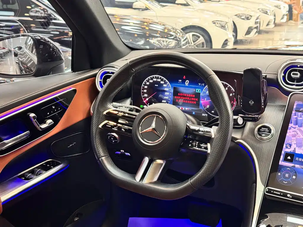 Mercedes-Benz GLC — миниатюра 16
