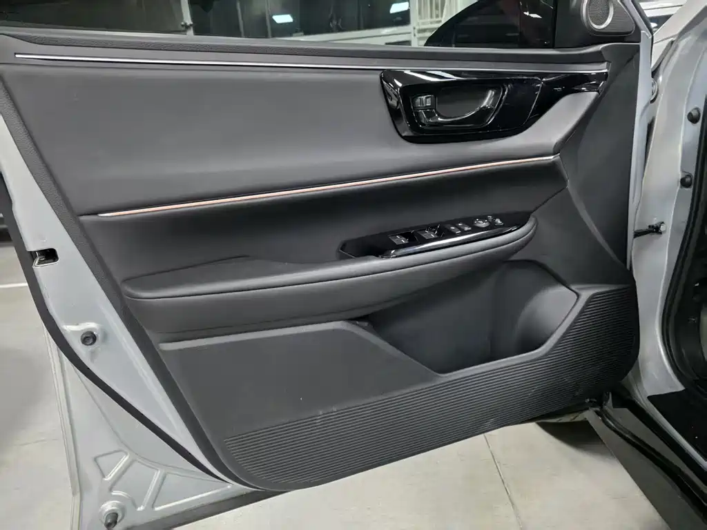 Honda e:NP2 — миниатюра 10
