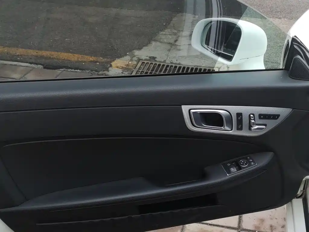 Mercedes-Benz SLC 2016 SLC 200