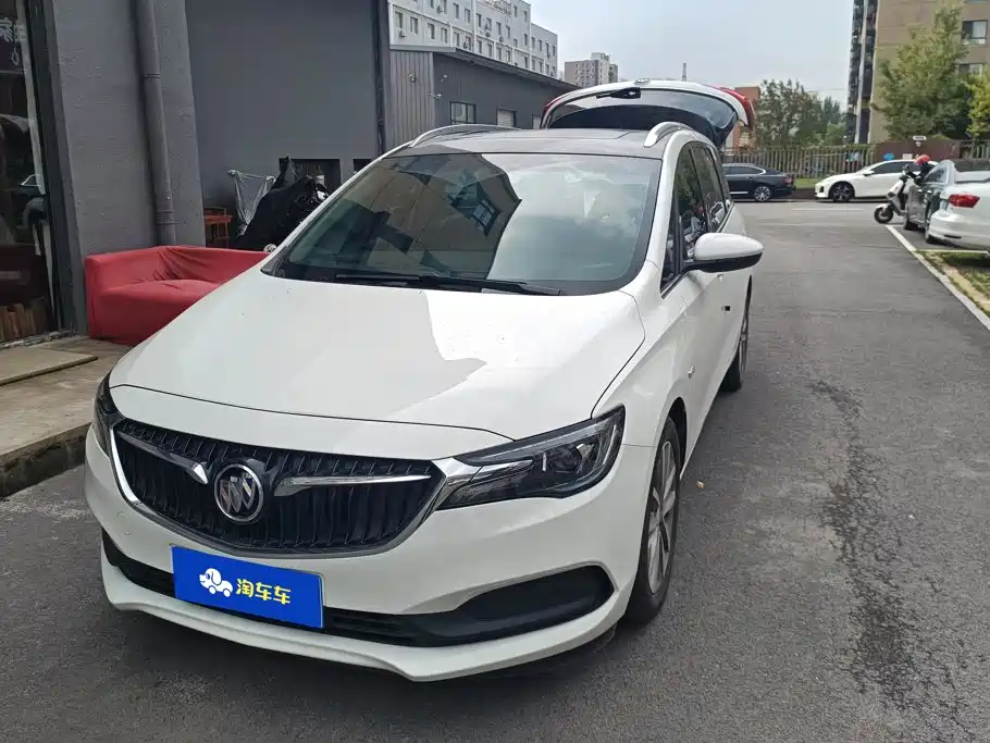 Buick GL6