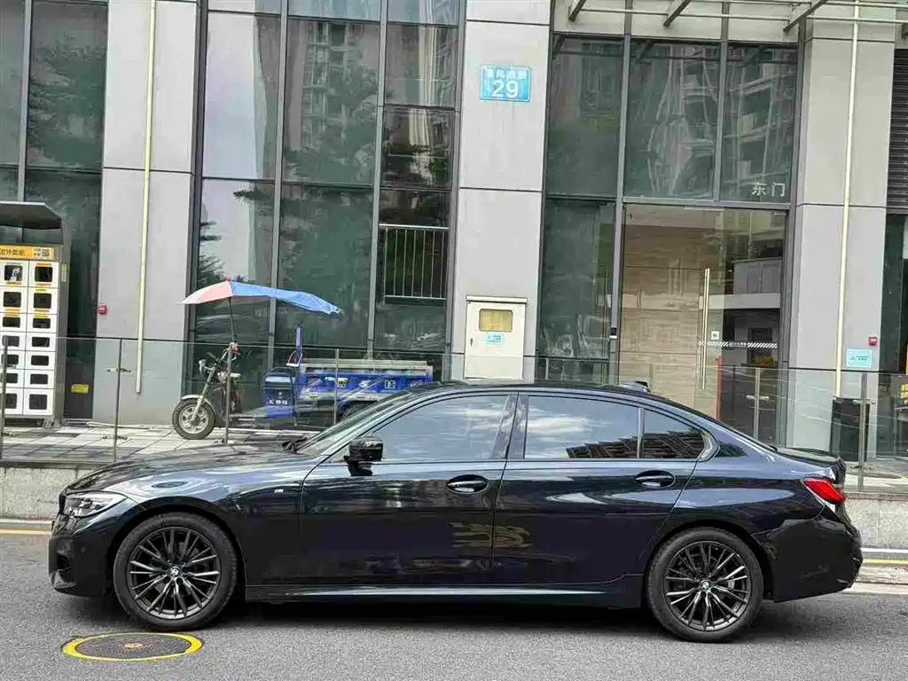 BMW 3 Series — миниатюра 2