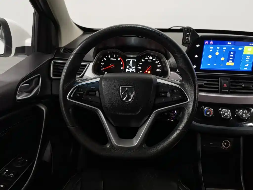 Baojun 310W — миниатюра 11