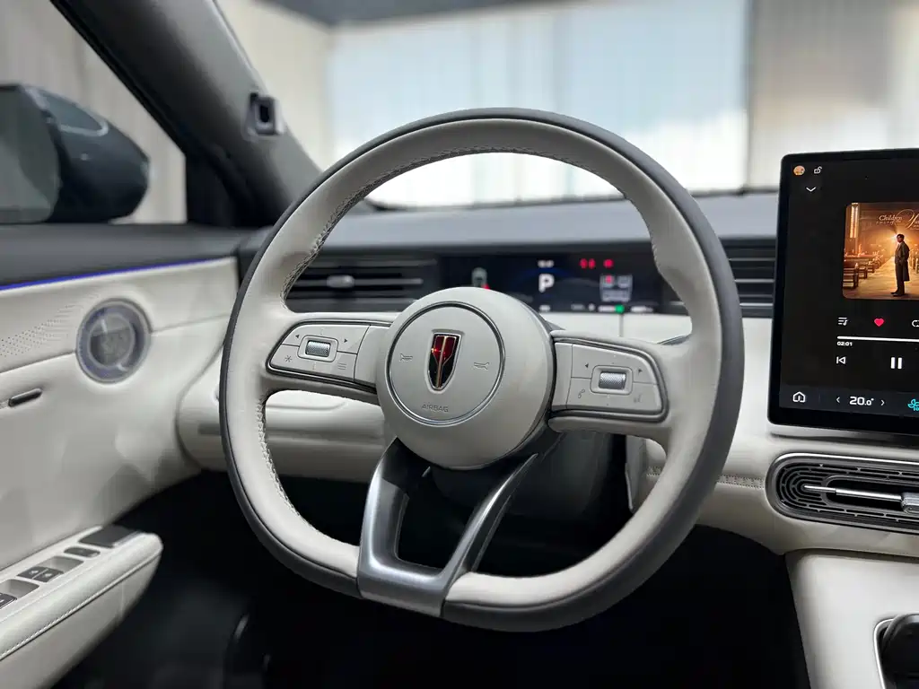 Hongqi HS6 PHEV - фото 12