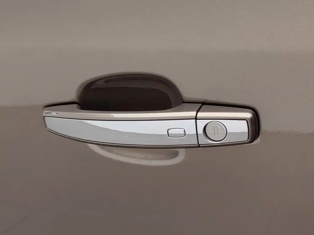 Buick LaCrosse — миниатюра 18