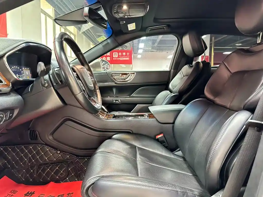 Lincoln Continental — миниатюра 7