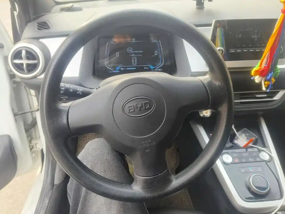 BYD e1 — миниатюра 15