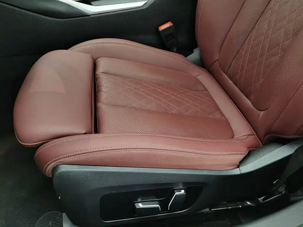 BMW 3 Series — миниатюра 20