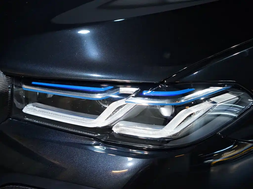 BMW M5 — миниатюра 58