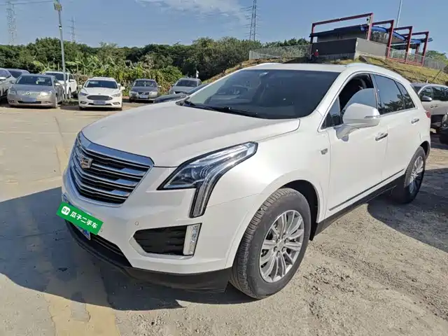 CADILLAC XT5 2019