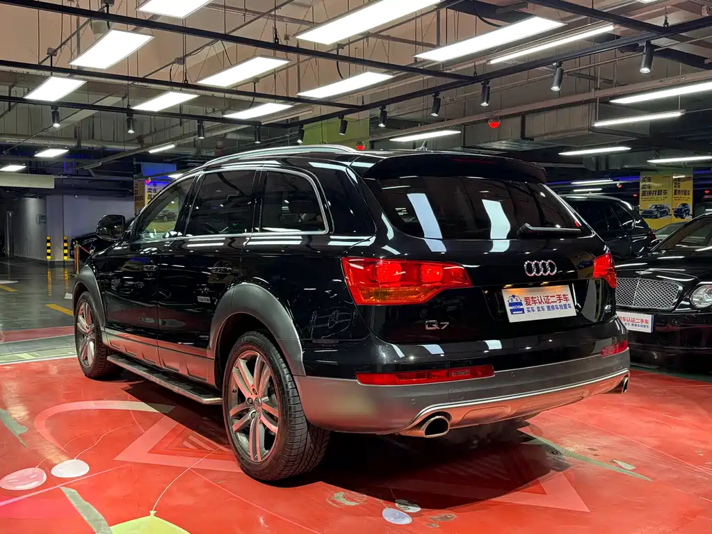 Audi Q7 2010 4.2 FSI quattro Luxury