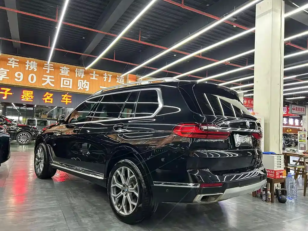 BMW X7 — миниатюра 16