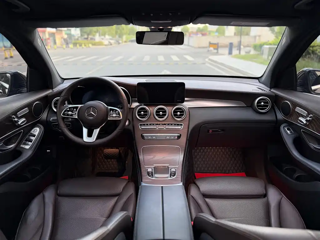 Mercedes-Benz GLC — миниатюра 13
