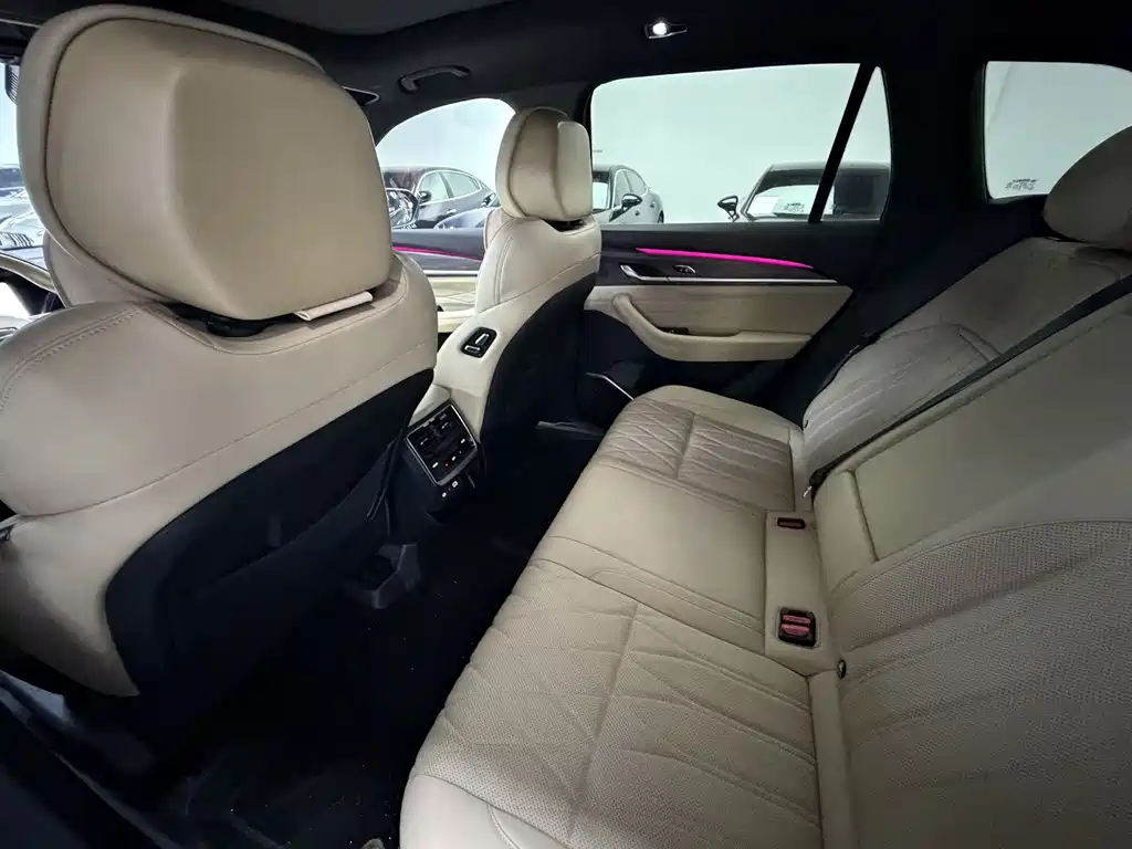 Geely Monjaro L 2025 2.0TD AT