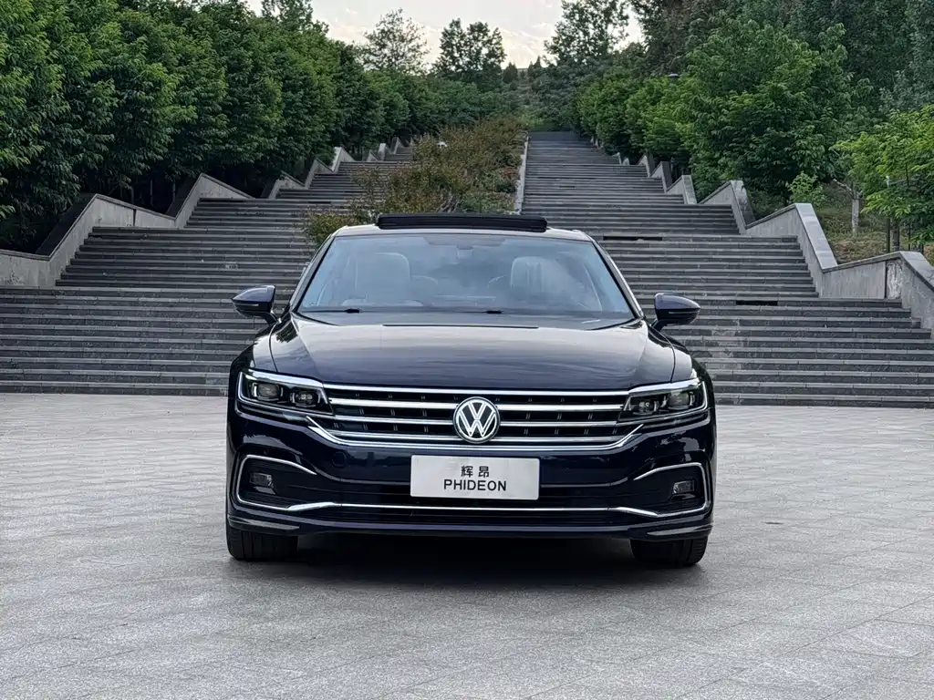 Volkswagen Phideon 380TSI Premium Edition, фото 2