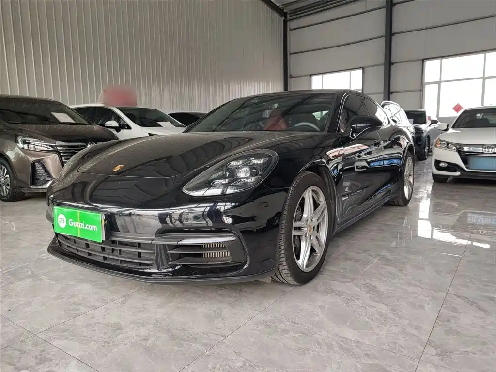 Porsche Panamera 2019