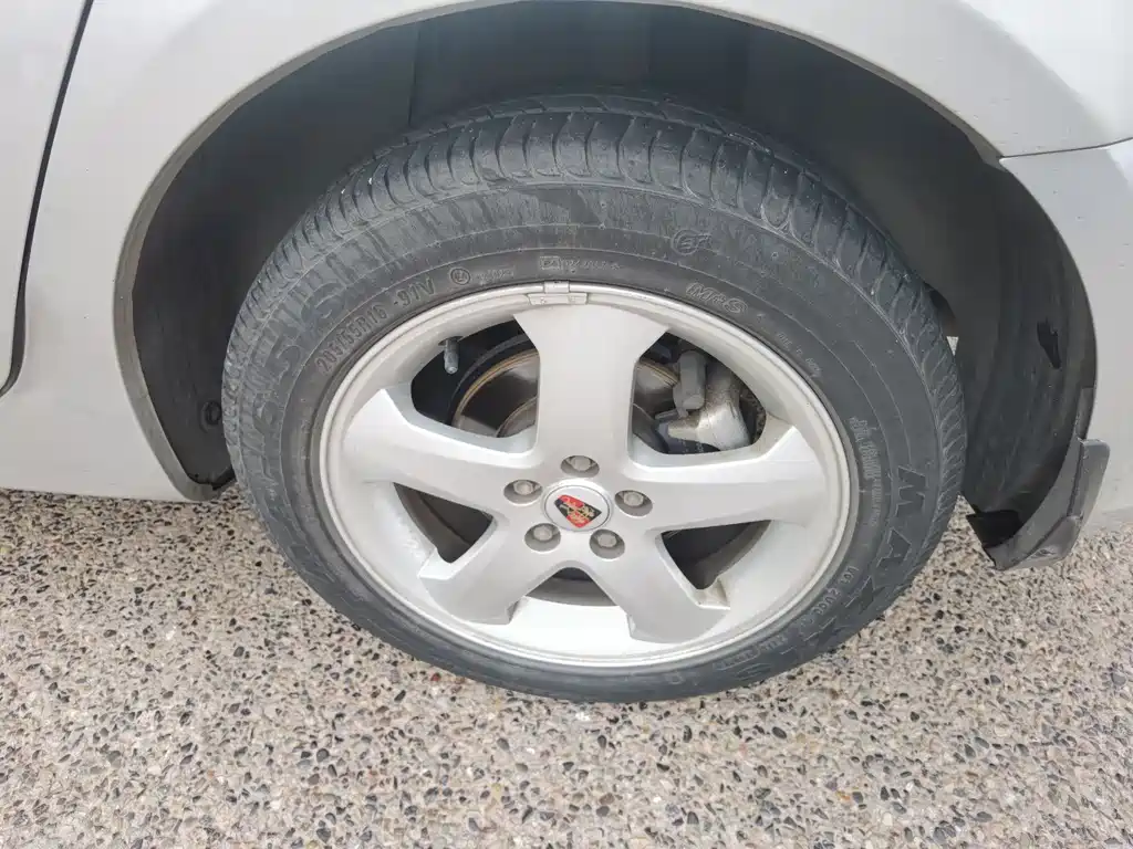 Roewe 350 2013 350S 1.5L AT