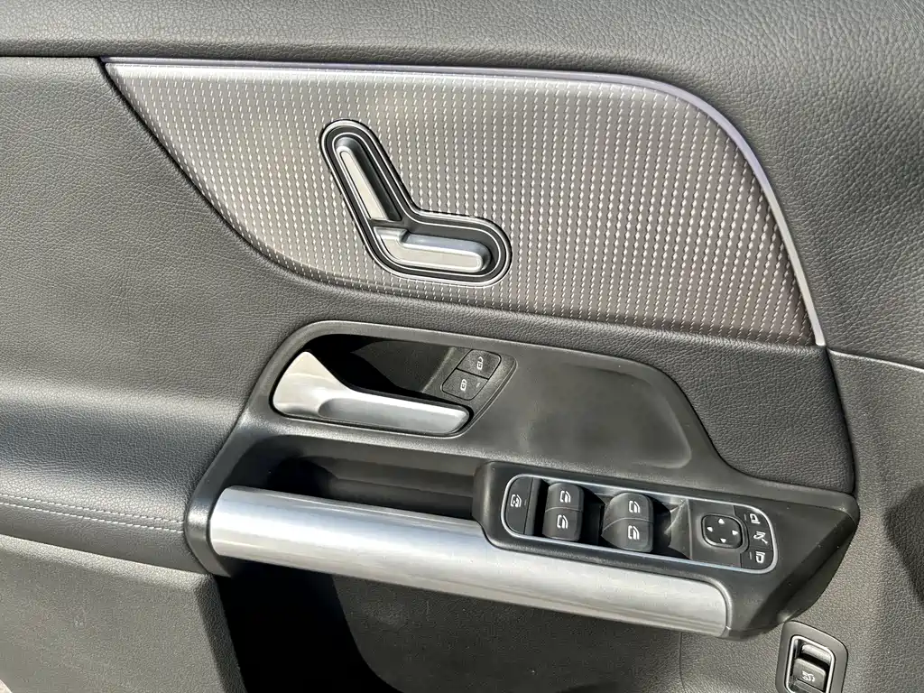 Mercedes-Benz GLA 2023 GLA 220