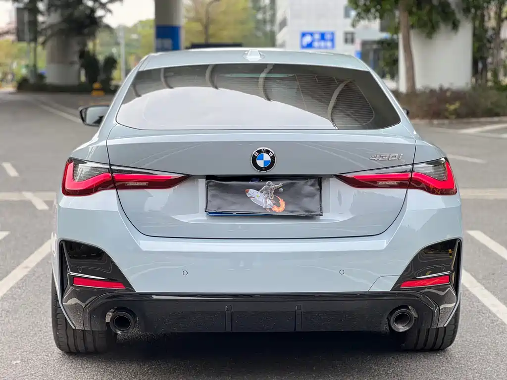 BMW 4 SERIES