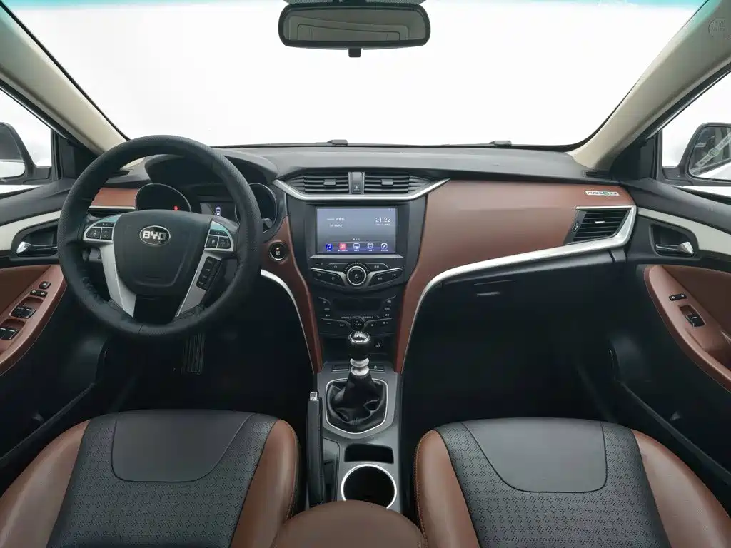 BYD G5 — миниатюра 5